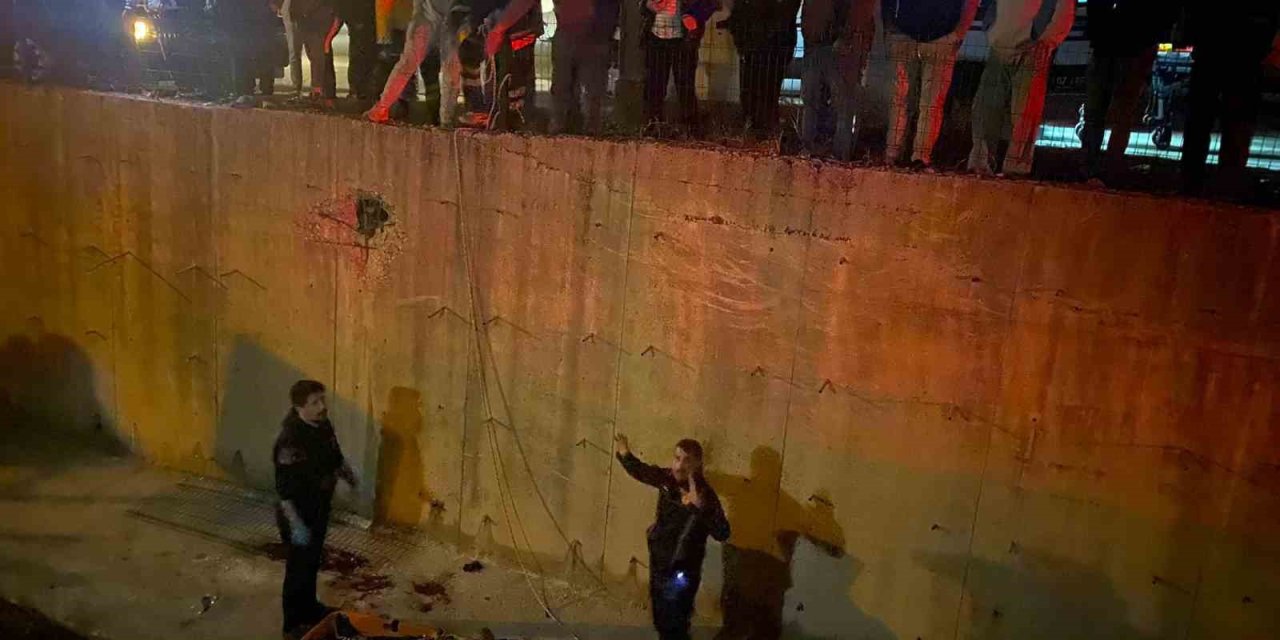 Antalya’da Dereye Düşen Şahıs Ağır Yaralandı