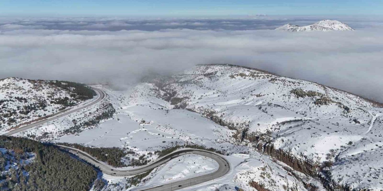 Kayseri Sis Altında