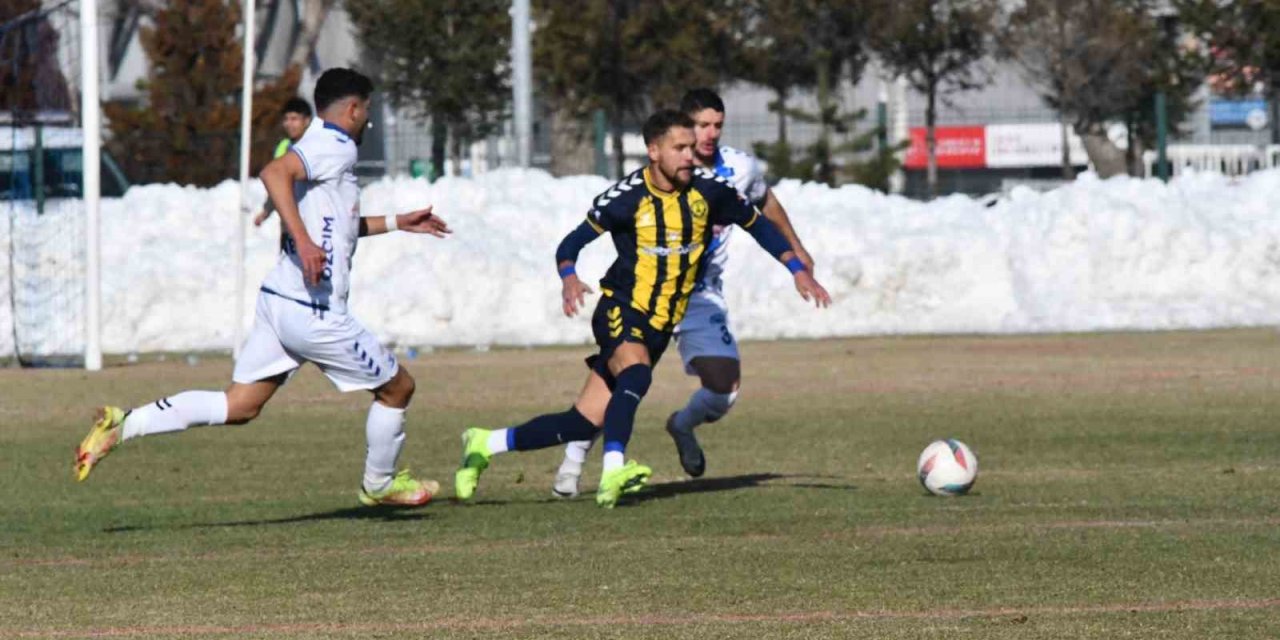Erciyes 38 Fk: 2 - Ağrı 1970 Sk: 5