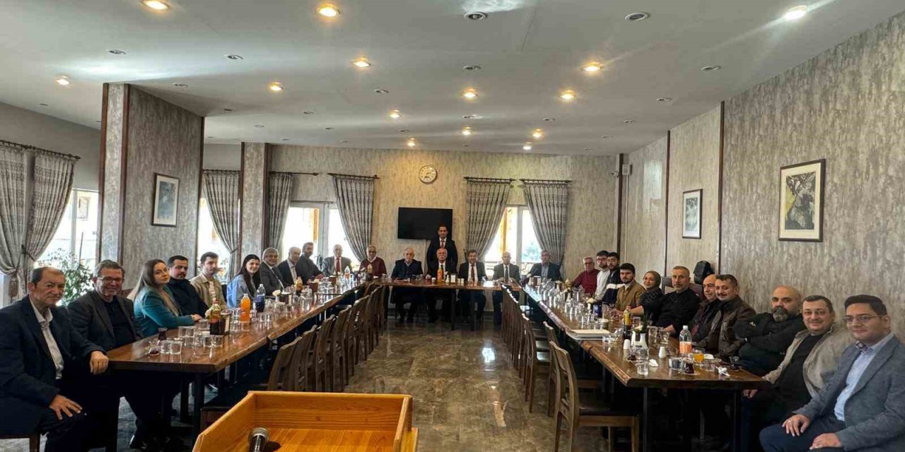 Esvak Eskişehir’de Okuyan Üniversite Öğrencileri İle Buluştu