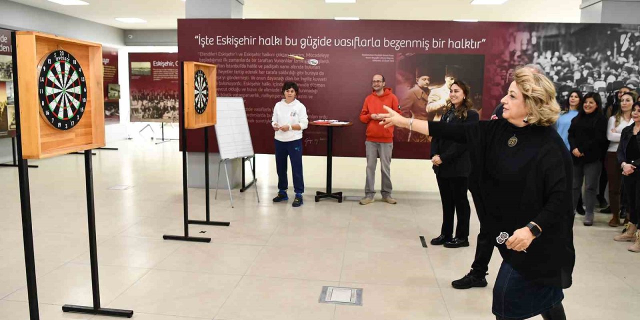 Tepebaşı’nda Kadın Çalışanlar İçin Dart Turnuvası