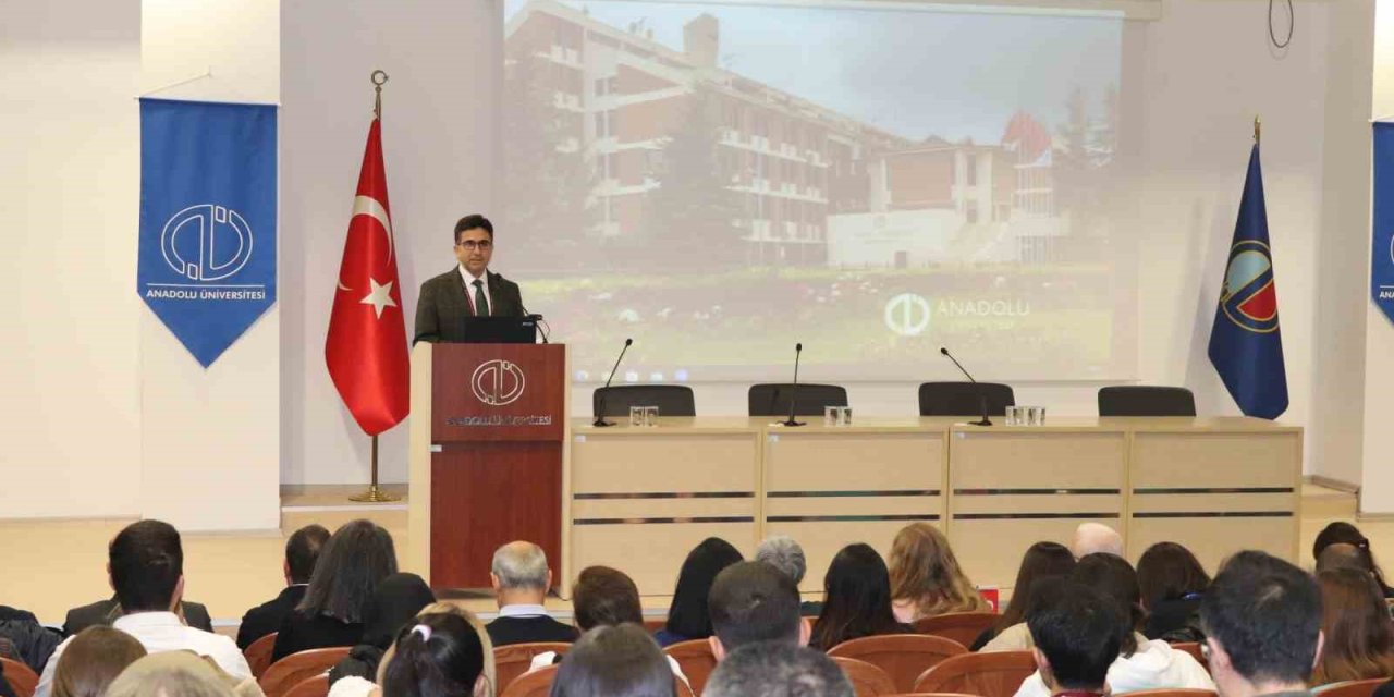 Anadolu Üniversitesi Eğitim Fakültesi Türkiye Yüzyılı Maarif Modeli Çalıştayına Ev Sahipliği Yaptı