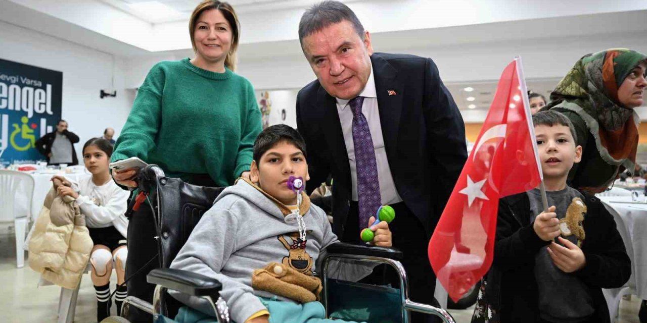Başkan Böcek; “engelsiz Bir Antalya İçin Çalışıyoruz’