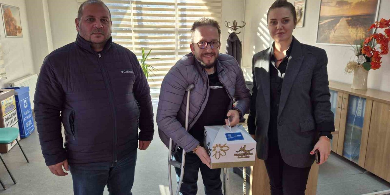 Başkan Metin’den Engelliler Günü’nde Unutulmaz Jest