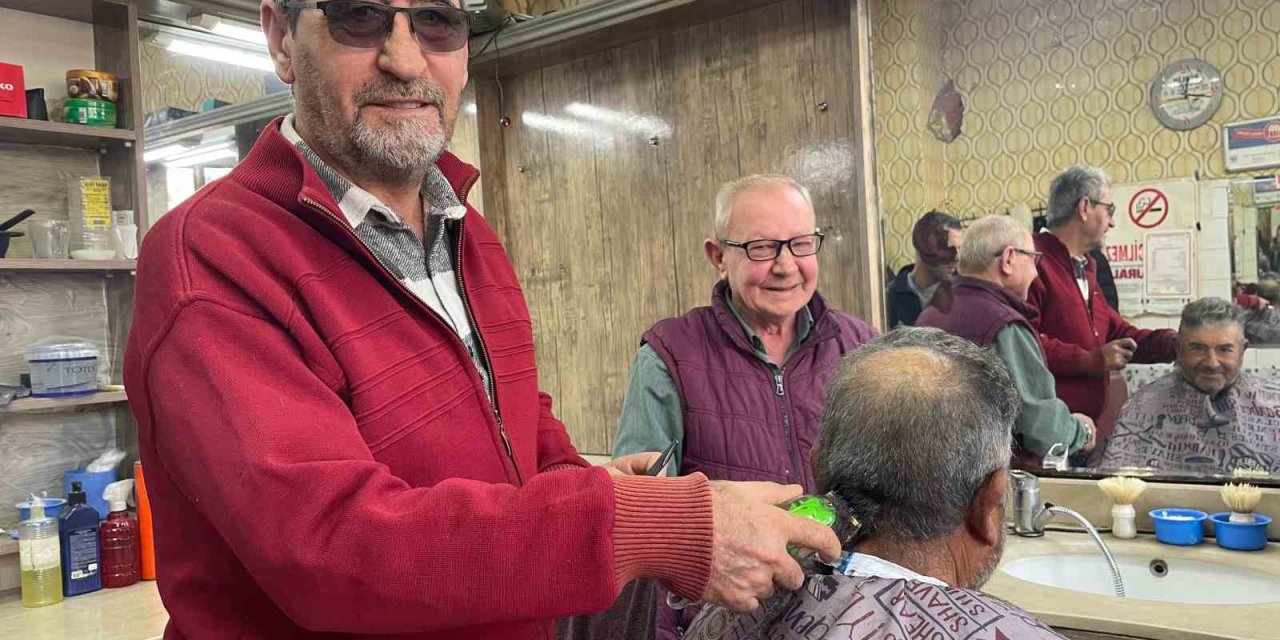 Bir Asırdır Gençleri Ve Yaşlıları Bir Araya Getiriyor