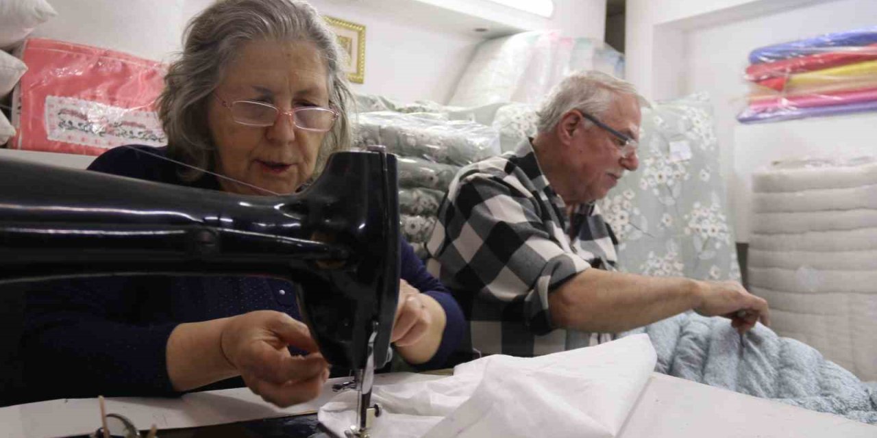 Gündoğmuş Çifti Kaybolan Mesleği Yarım Asırdır Yaşatmaya Çalışıyor