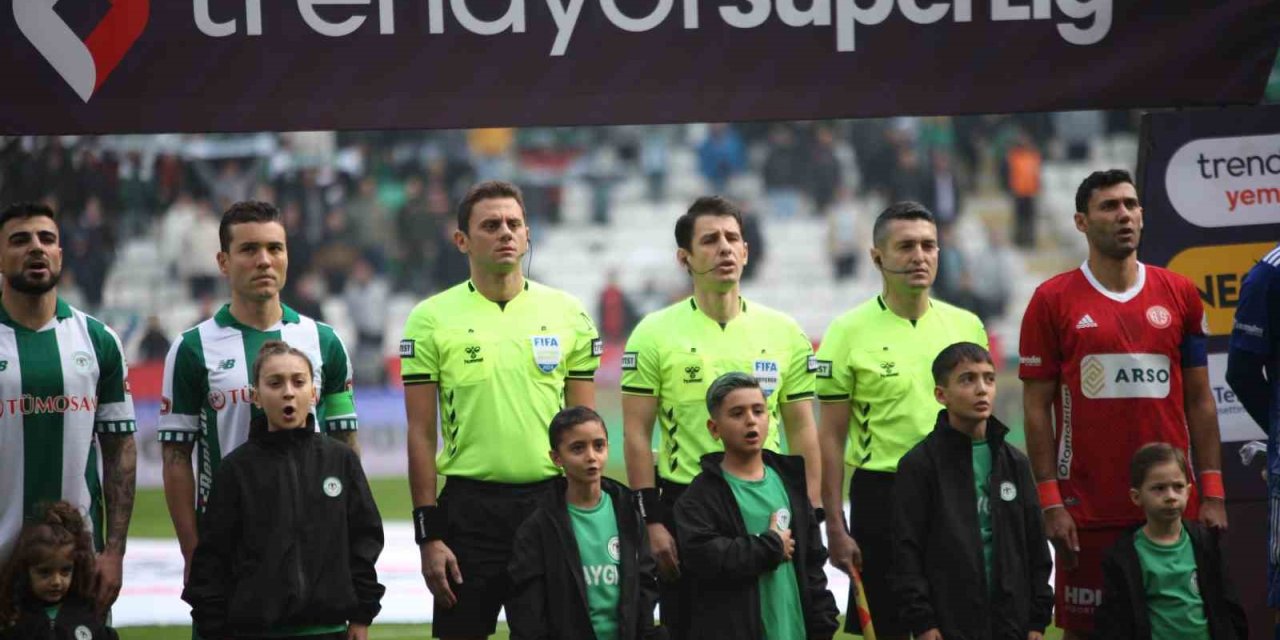 Trendyol Süper Lig: Konyaspor: 1 - Antalyaspor: 0 (ilk Yarı)