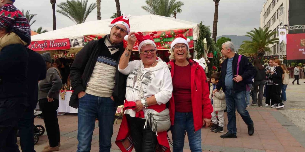 Alanya’da Geleneksel Noel Pazarı Kapılarını Misafirlere Açtı