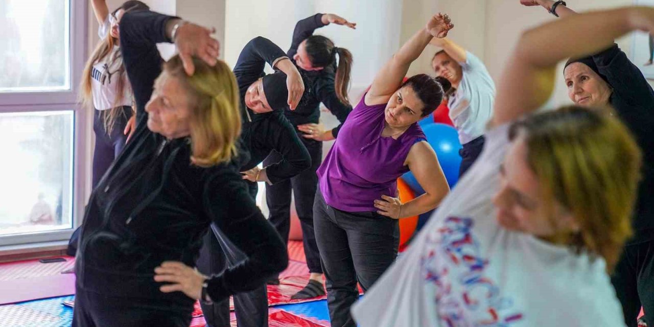 Kadınlar Belde Evleri’nde Sağlıklı Vakit Geçiriyor