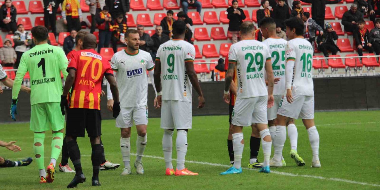 Trendyol Süper Lig: Kayserispor: 0 - Alanyaspor: 0 (maç Devam Ediyor)