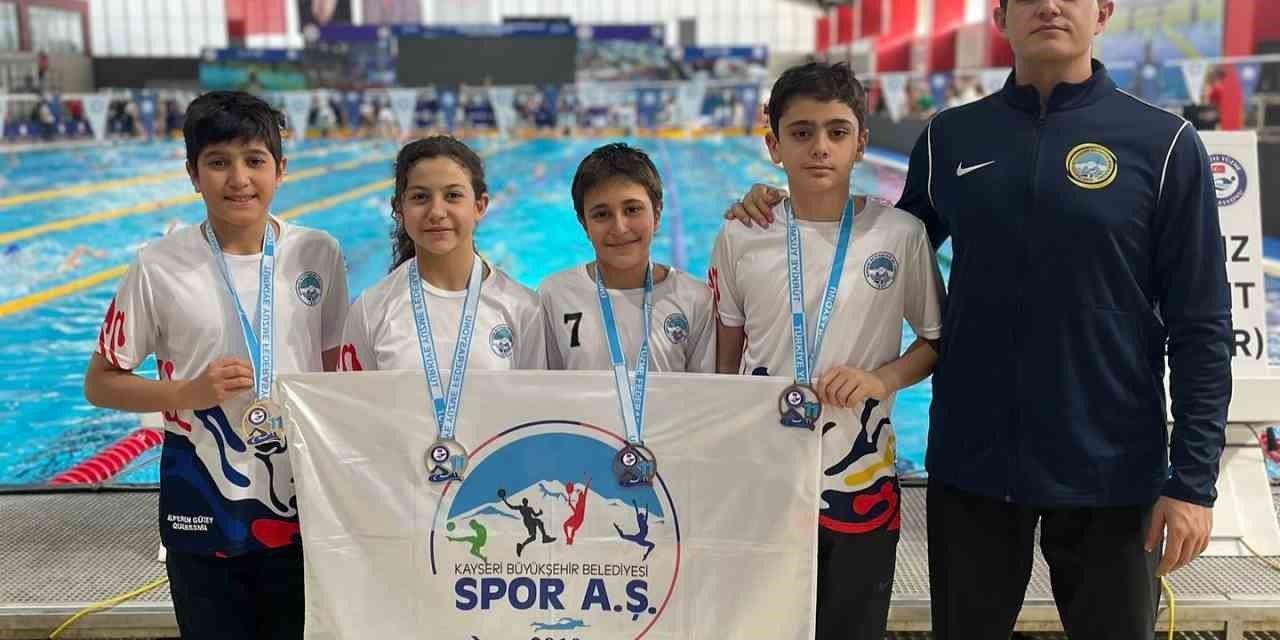 Spor A.ş. Sporcuları Barajı Geçti