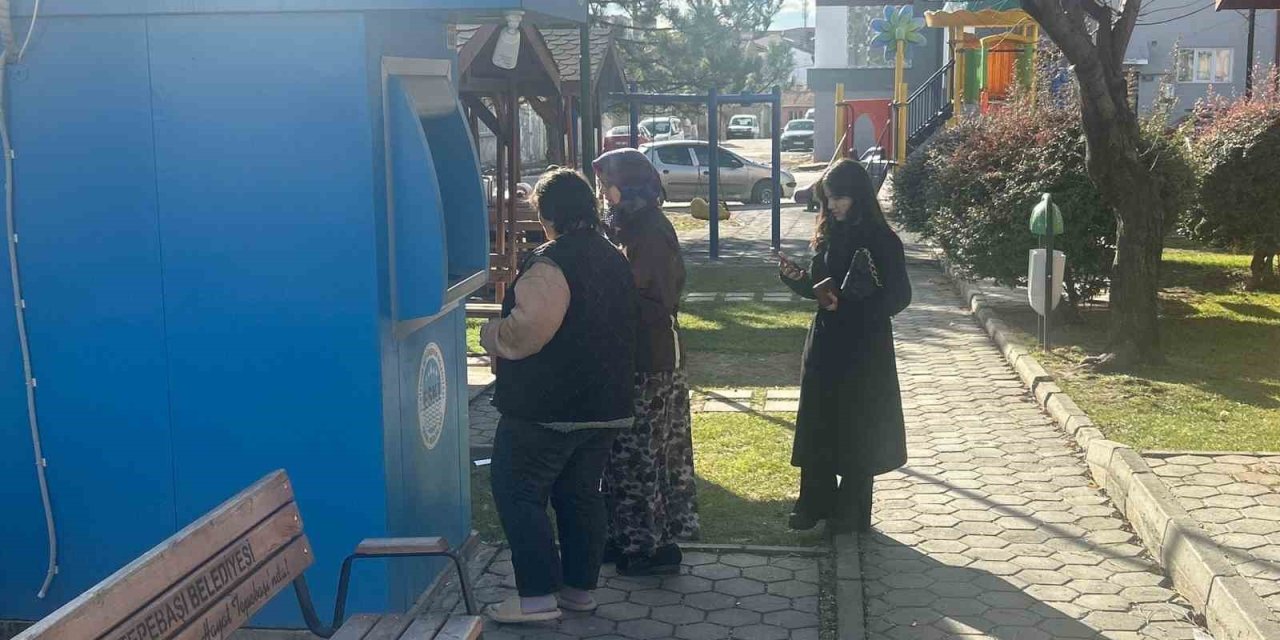 Saatlerdir Devam Eden Su Kesintisi Vatandaşı Mağdur Etti