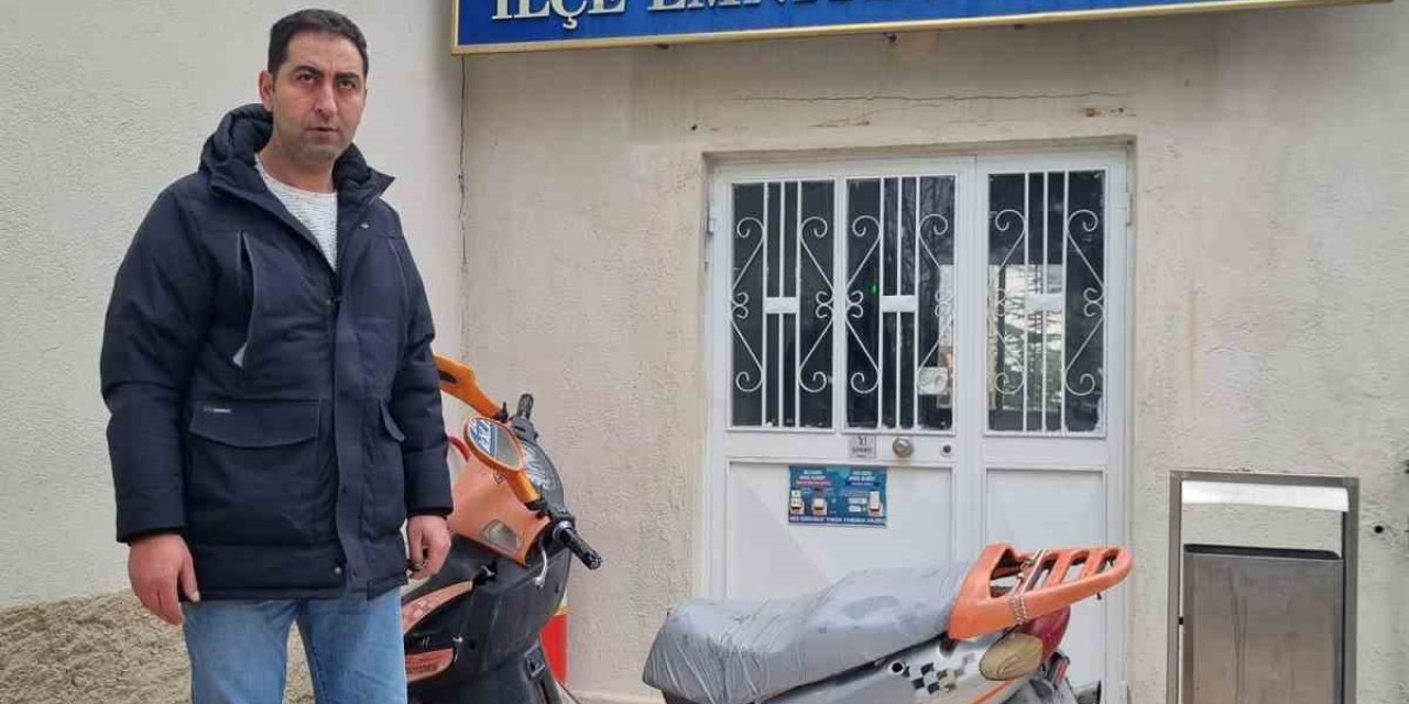 Çalıntı Motosiklet Bulunup Sahibine Teslim Edildi