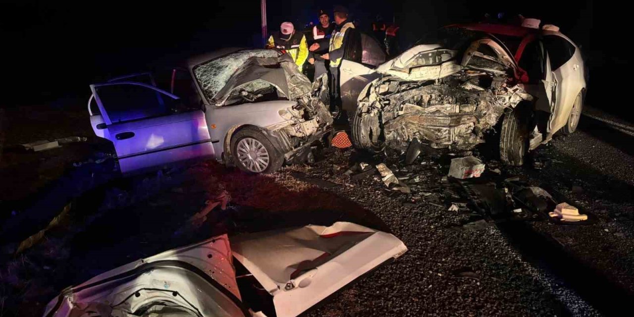 Eskişehir’de 4 Kişinin Öldüğü Kazada Hayatını Kaybeden 3 Kişinin Ziyarete Geldiği Öğrenildi