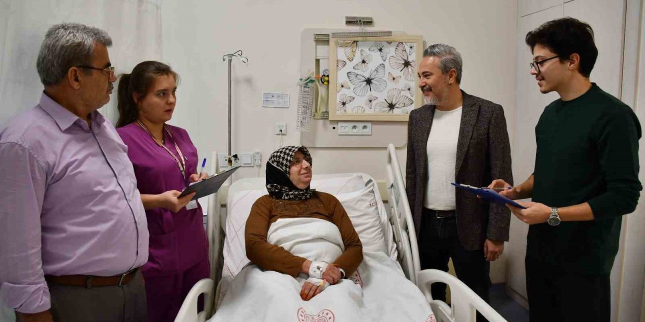 Alanya’da İlk Laparoskopik Adrenalektomi Ameliyatı Yapıldı