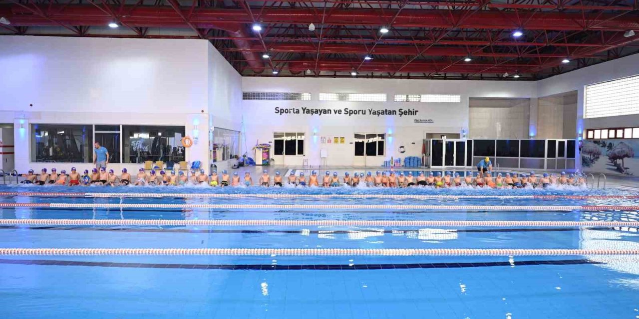 Başkan Altay: "sağlıklı Bir Gelecek İçin 8 Bin 500 İlkokul Öğrencimize Yüzme Öğretiyoruz"