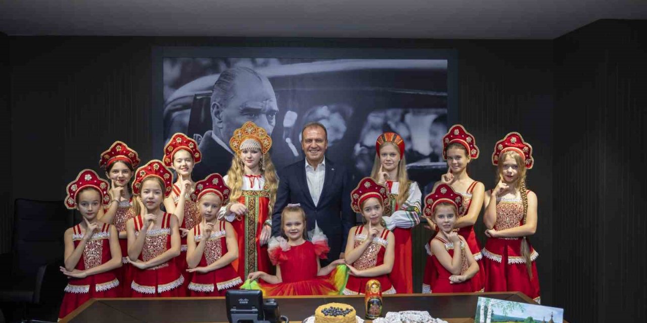 Rus Kültürü Eğitim Ve Bilim Derneği’nden Başkan Seçer’e Ziyaret