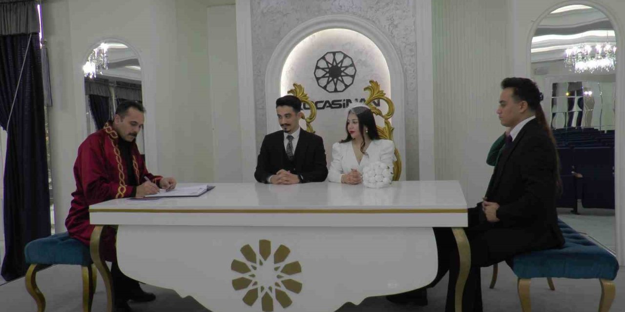 Nikah Salonlarında ’12.12.2024’ Yoğunluğu