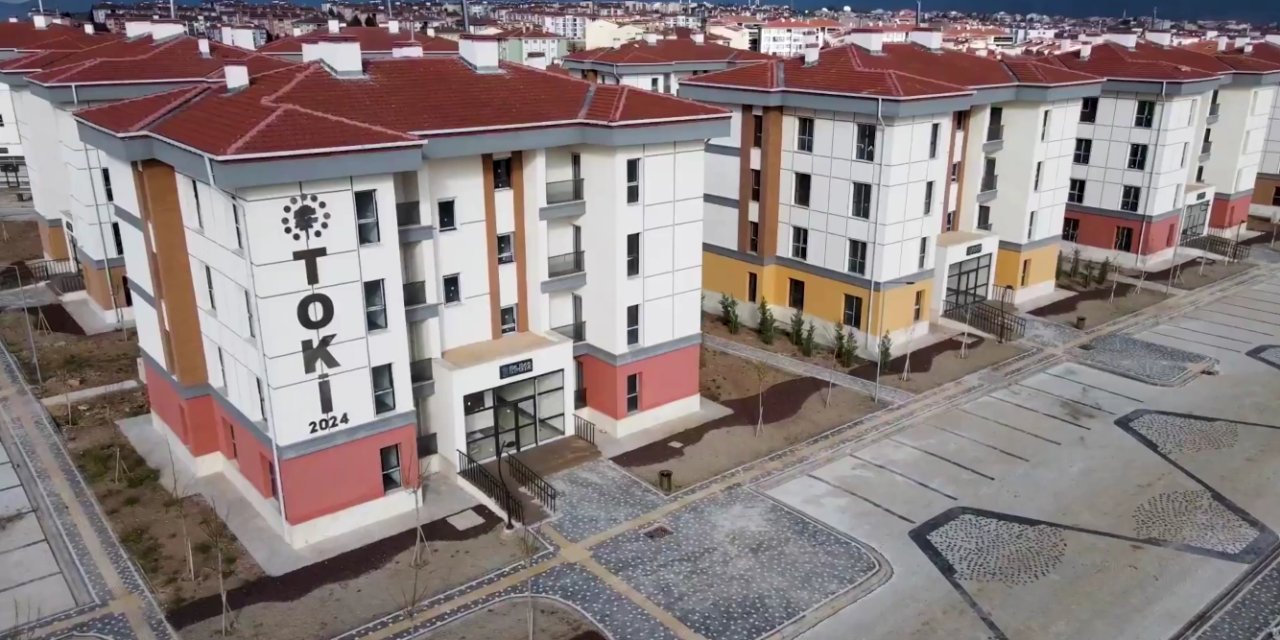 Milletvekili Nebi Hatipoğlu: "binlerce Vatandaşımızın Güvenli Ve Yeni Konutlarına Geçmesi Geciktirilmiştir"