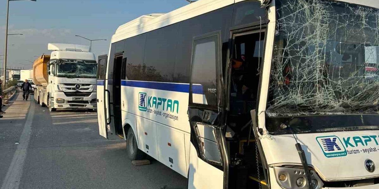 Tarsus’ta Zincirleme Kaza: 5 Yaralı