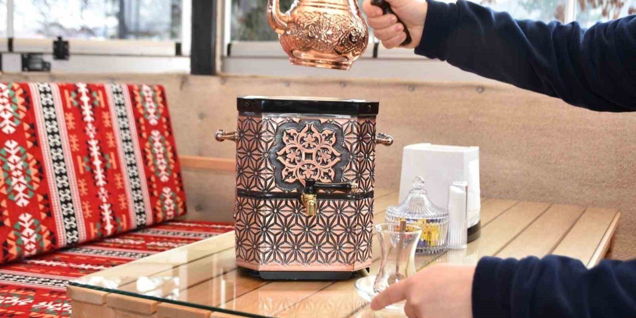 İnönü’de Kıl Çadırda Semaver Çayı Servisi Başladı