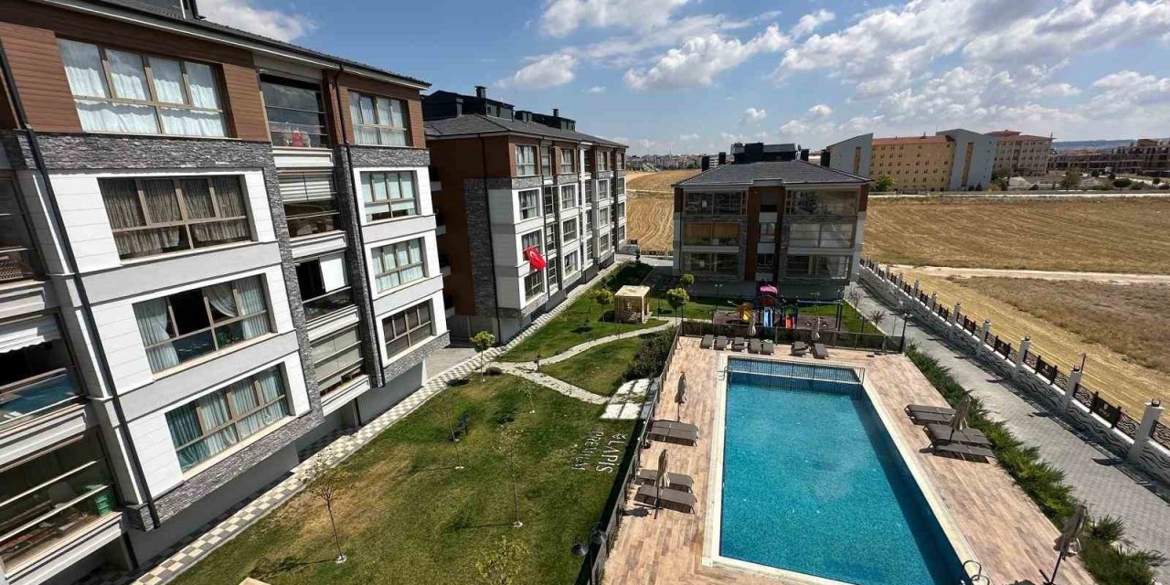 Eskişehirli Hayırsever Okul Yapılması İçin Evini Bağışladı