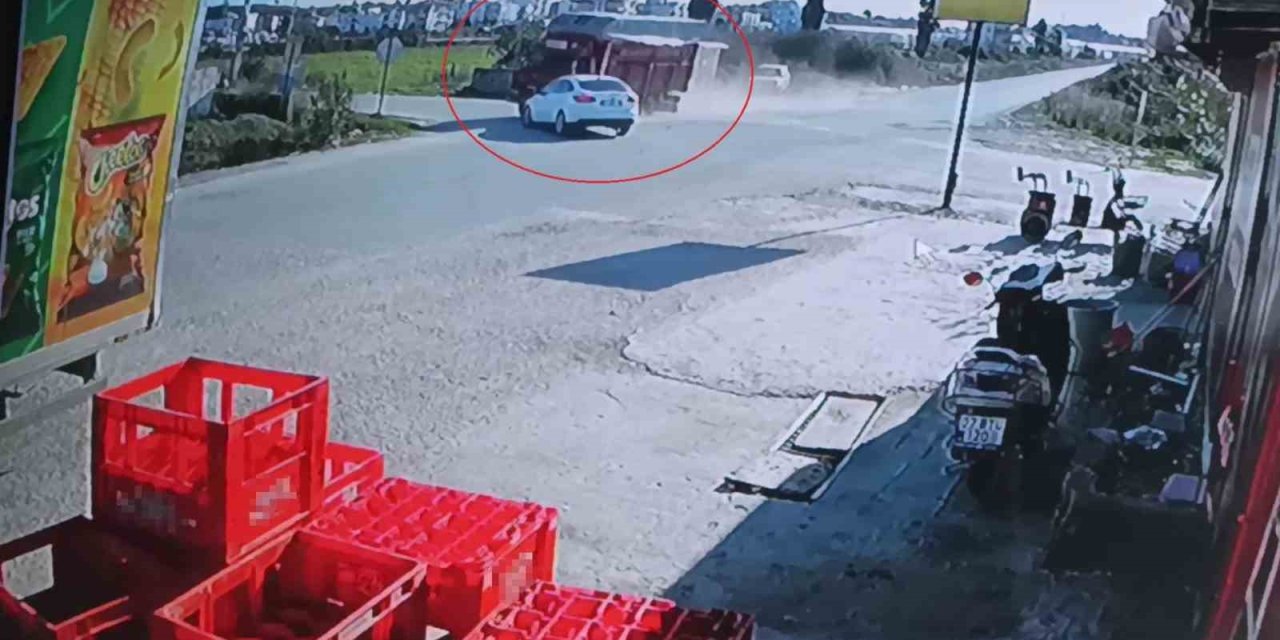 Alışveriş Yapıp Otomobiline Bindi Saniyeler Sonra Ölümden Döndü