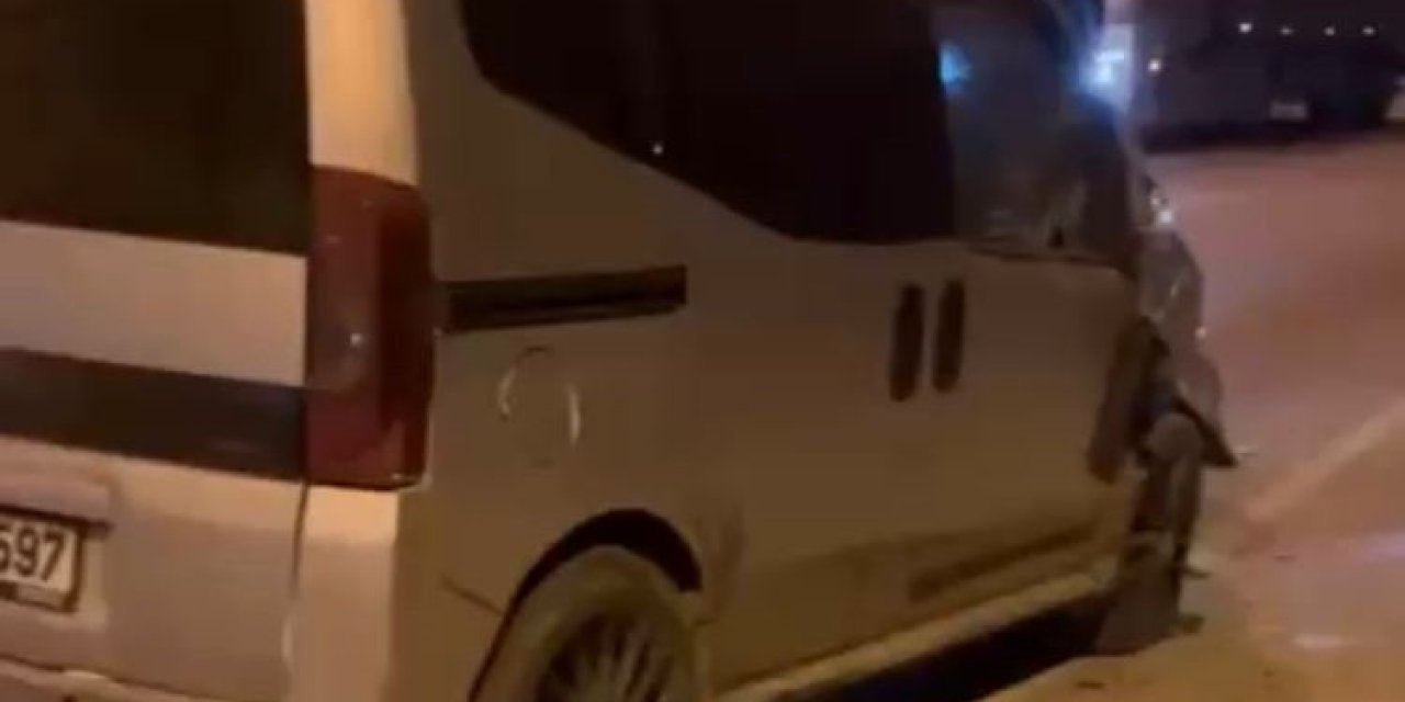 Mersin’de Motosikletle Hafif Ticari Araç Çarpıştı: 2 Ölü, 1 Yaralı