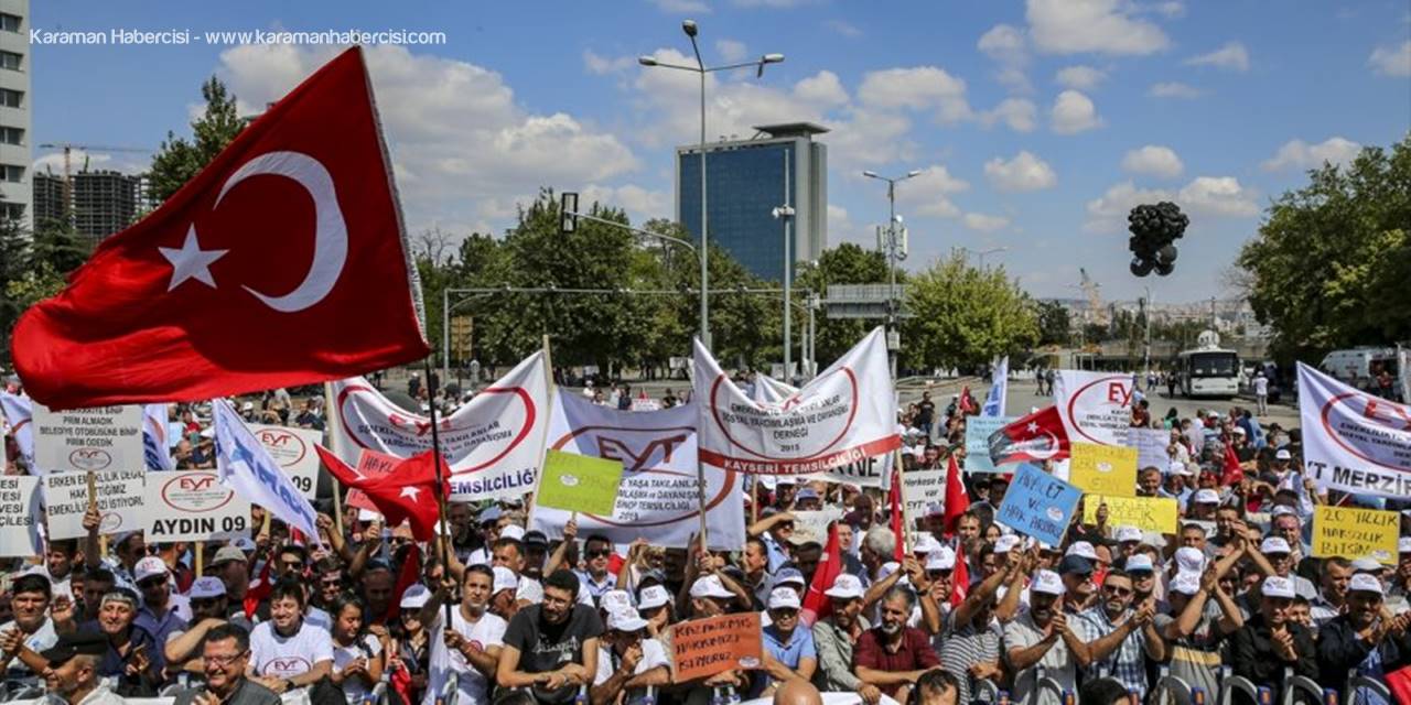 Ankara'da "Emeklilikte Yaşa Takılanlar" Eylemi