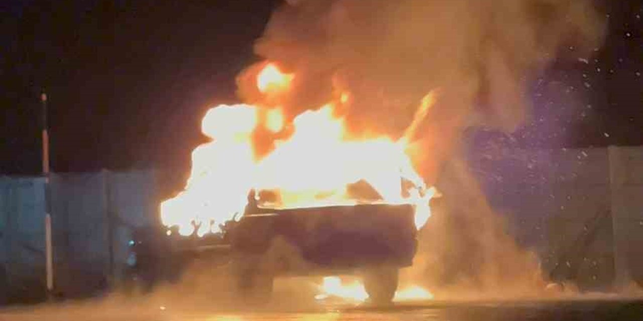 Konya’da Otomobil Alev Alev Yandı