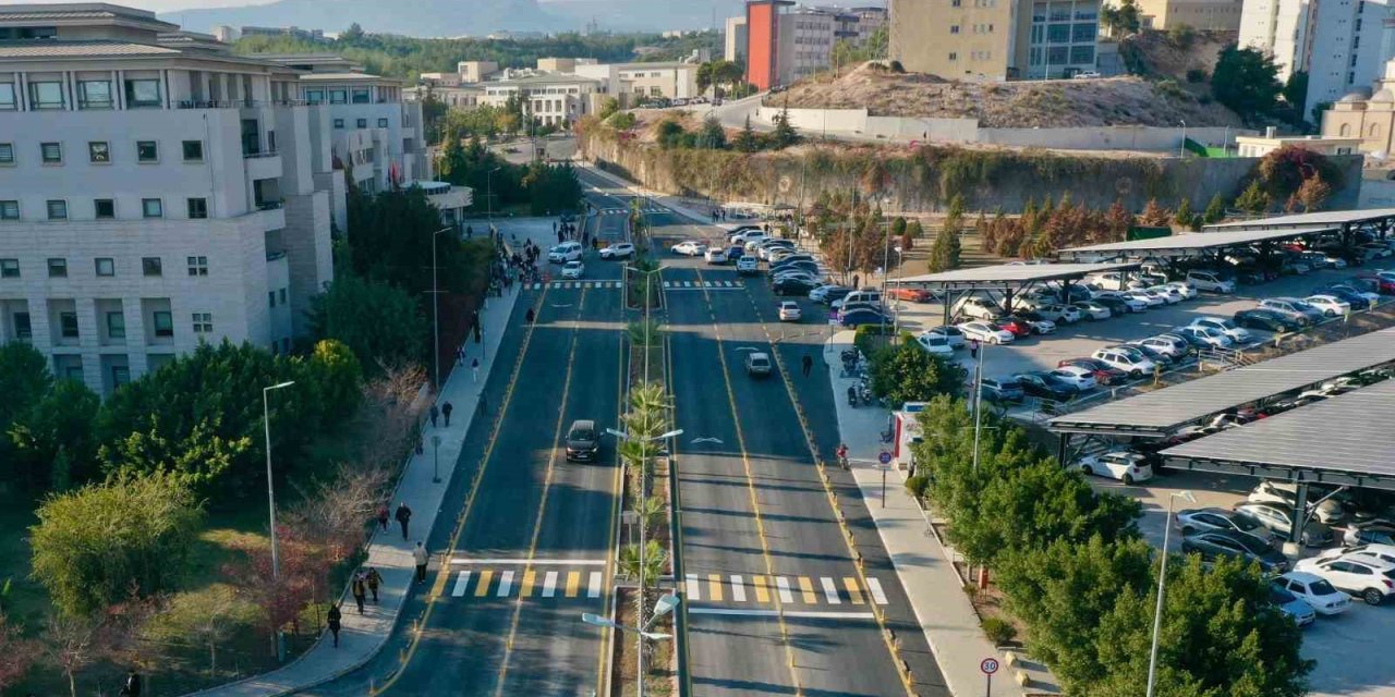 Meü Tıp Fakültesi Hastanesi’nin Giriş Yolu Yenilendi
