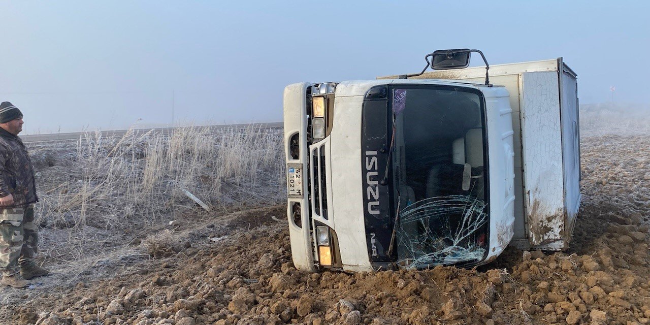 Kulu’da Kamyonet Devrildi: 1 Yaralı