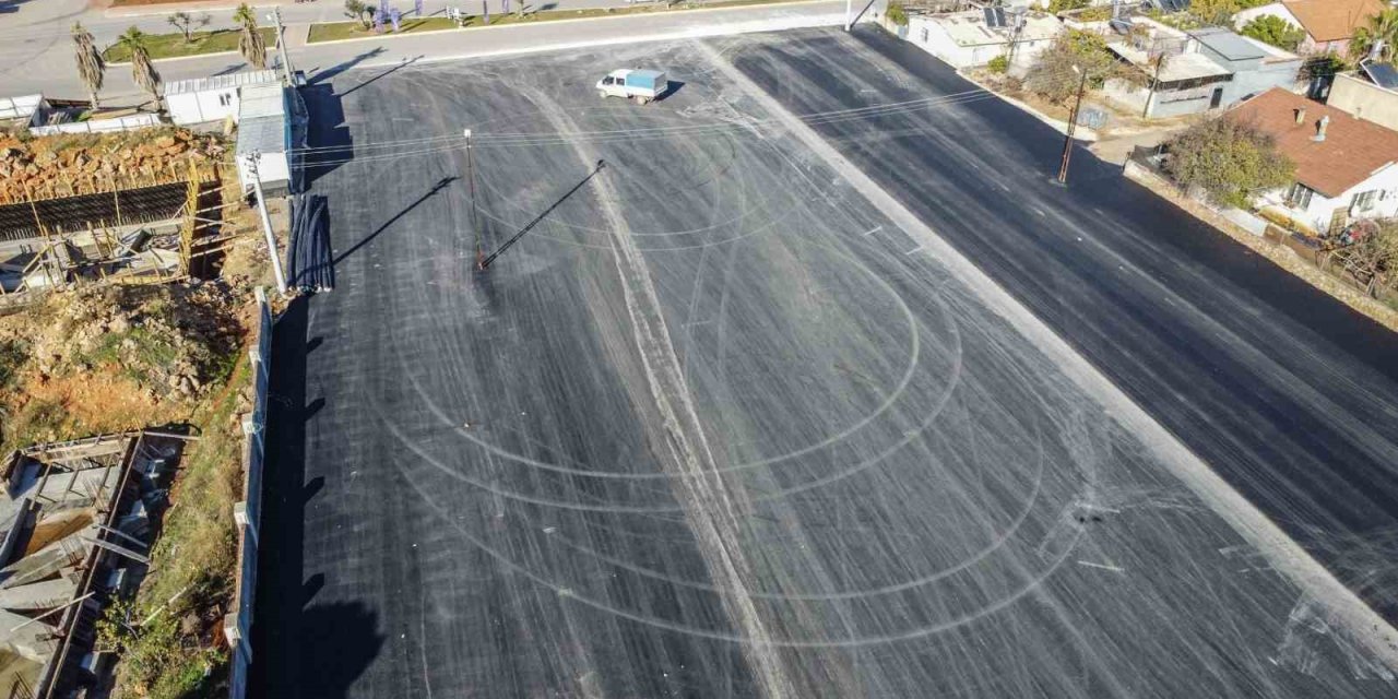 Hüsnü Karakaş Mahallesi Semt Pazarına Kavuşuyor