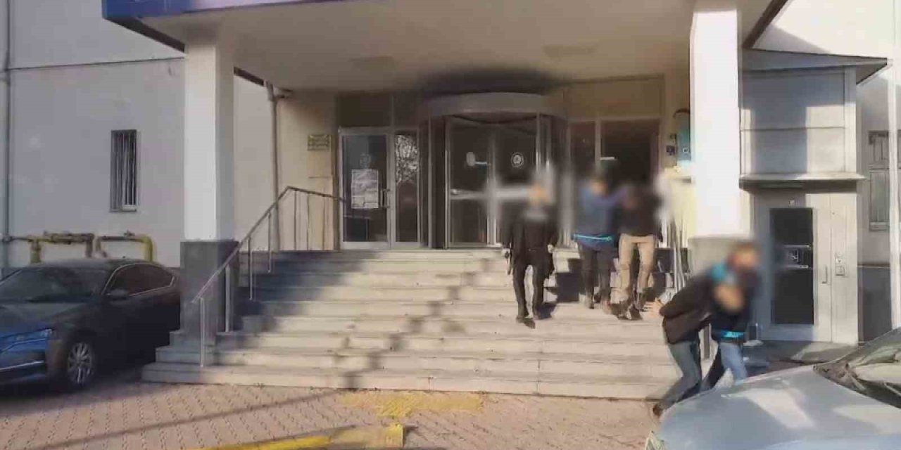 Silahlı Kavgaya Karışan 3 Şahıs Yakalandı