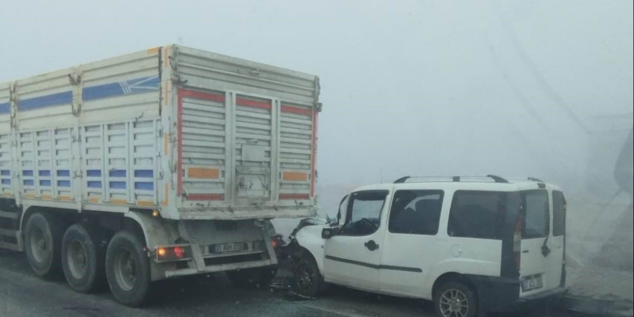 Karapınar’da Yoğun Sis Etkili Oluyor