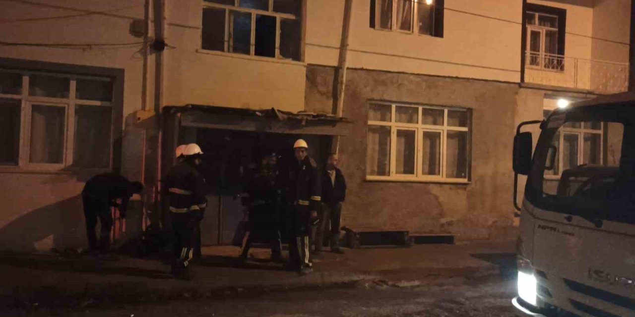 Kaçak Elektrik Bağlantısı Yangına Sebep Oluyordu