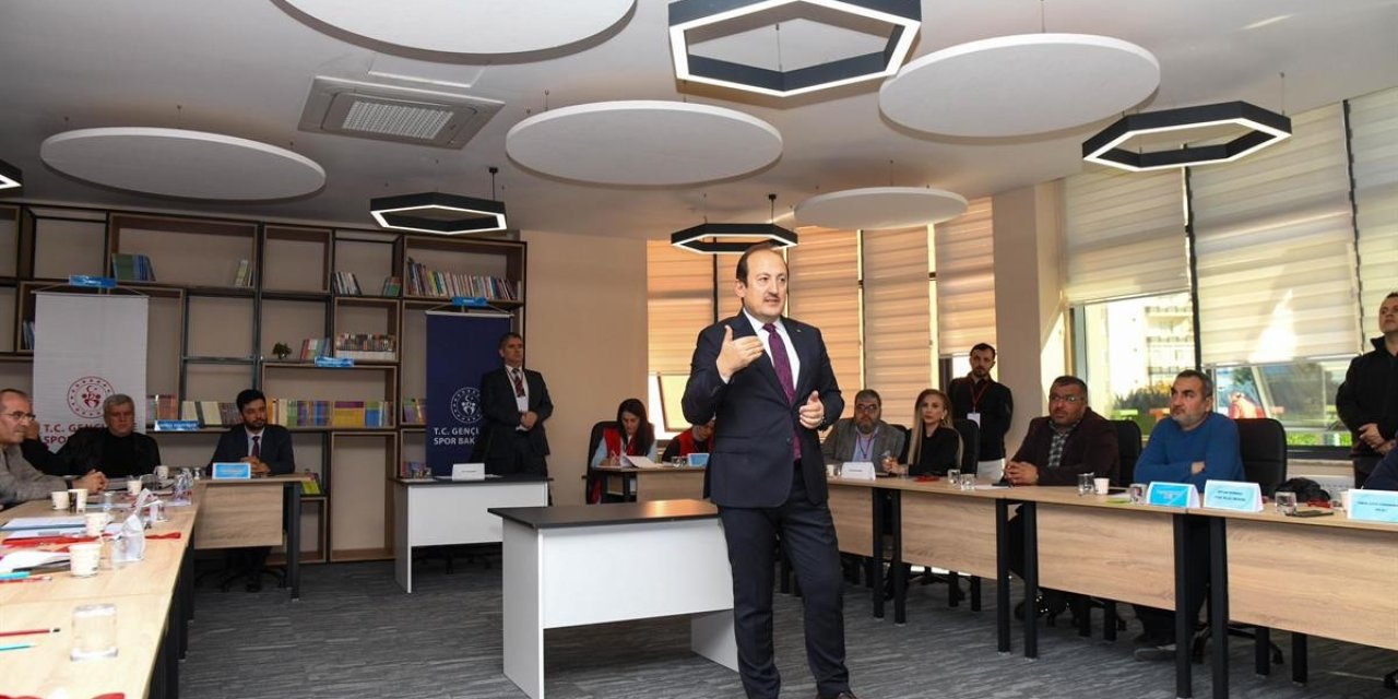 Vali Pehlivan:  "çalıştaydaki Temel Gaye Gençlerimizin Gelişim Süreçlerine Katkı Sağlamaktır"