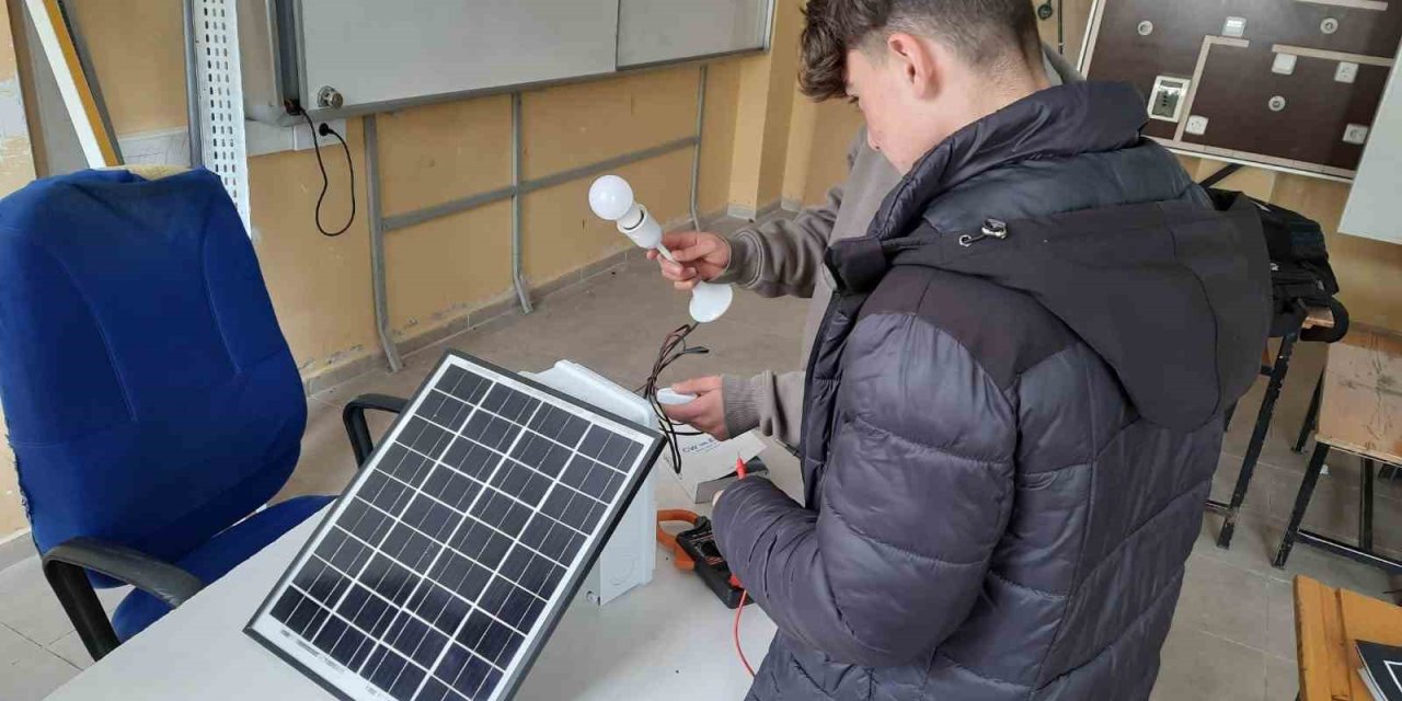 Cw Enerji’den Gençlere Yeşil Dönüşüm Desteği