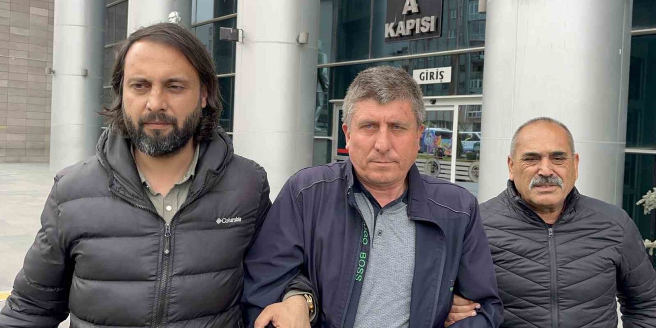 Eşini 14 Yerinden Bıçaklayarak Öldüren Sanığın Yargılandığı Dava Ertelendi