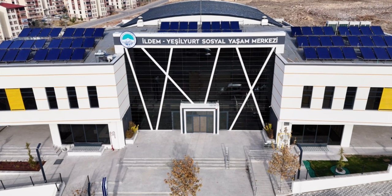 İldem - Yeşilyurt Sosyal Yaşam Merkezi Kapılarını Açtı