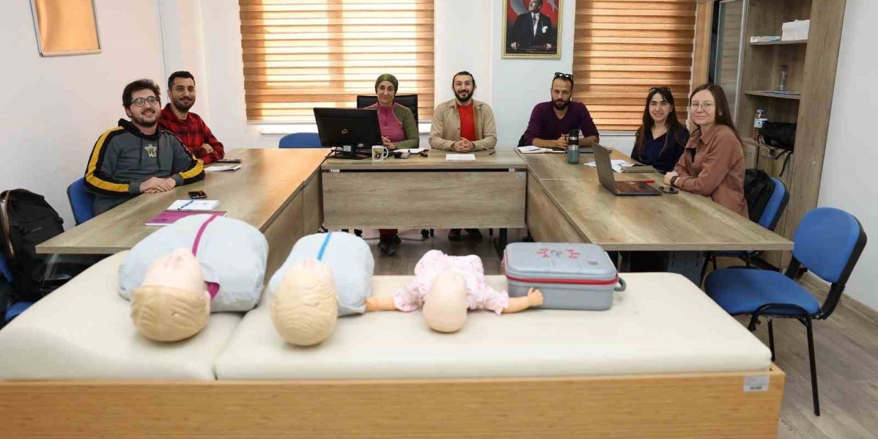 Alkü’de İlk Yardım Eğitmenleri Yetişiyor