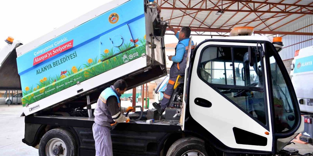Alanya Belediyesi, Belediyeye Ait Araçları Bakıma Aldı