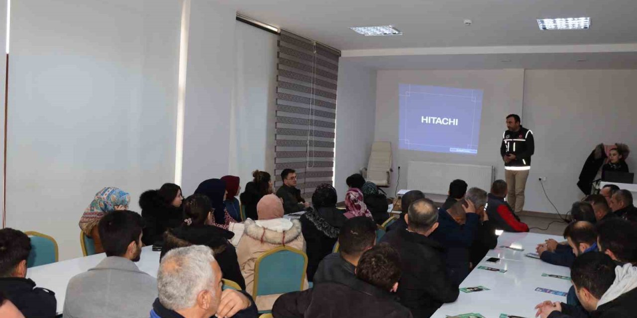 Günyüzü’nde Bağımlılıkla Mücadele Hakkında Bilgilendirme Toplantısı Yapıldı