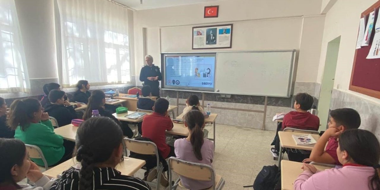 Öğrenciler Dolandırıcılık Olaylarına Karşı Bilgilendirildi