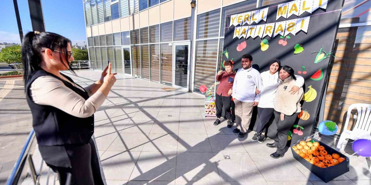 Engelsiz Yaşam Merkezi’nde ’yerli Malı Haftası’ Kutlandı