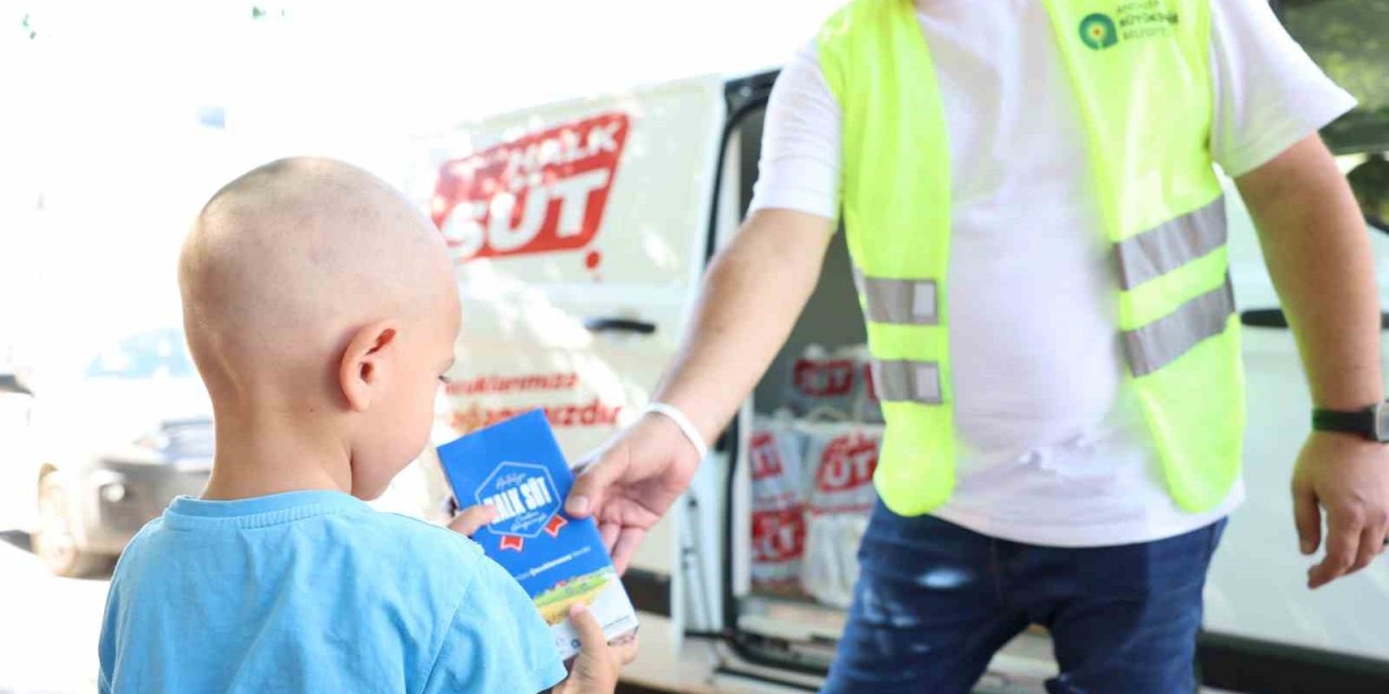Antalya Büyükşehir Belediyesi Sosyal Destekleriyle Hayatlara Dokunuyor