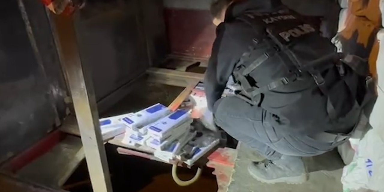Şüphelenilen Araçtan Kaçak Sigara Çıktı
