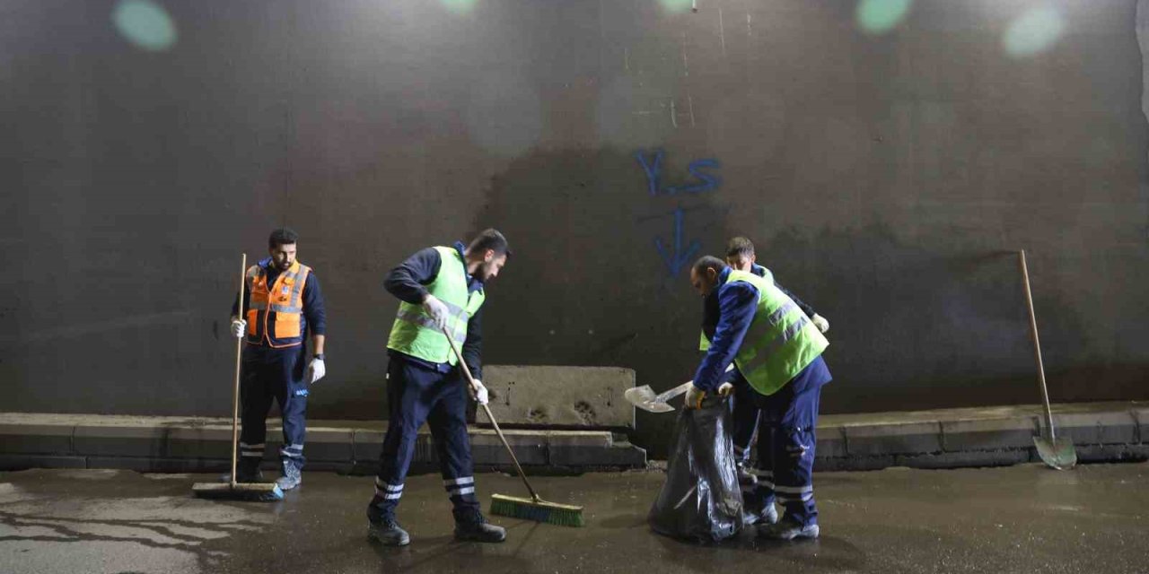 Antalya Büyükşehir Belediyesi’nden Kuvvetli Yağış Önlemi