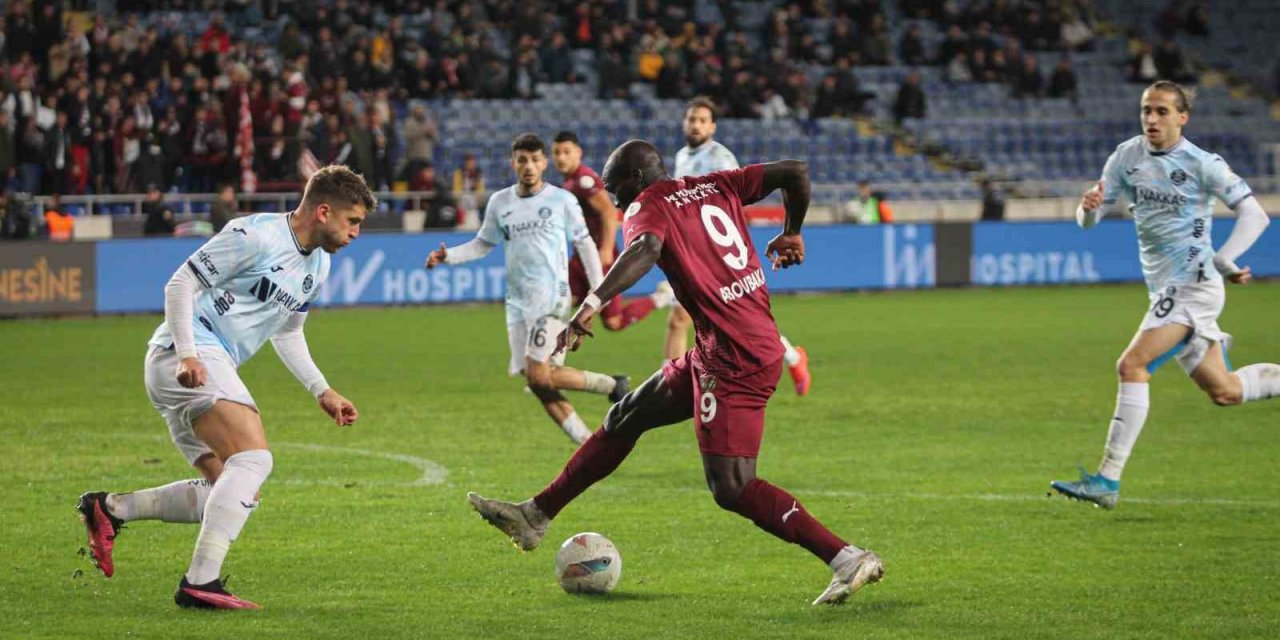 Trendyol Süper Lig: Atakaş Hatayspor: 1 - Adana Demirspor: 0 (ilk Yarı)