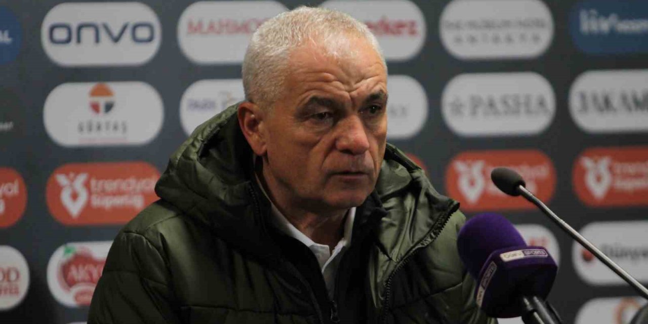 Rıza Çalımbay: "arkadaşlarımız Konsantre Olamadı, Biraz Da Küçük Gördüler"